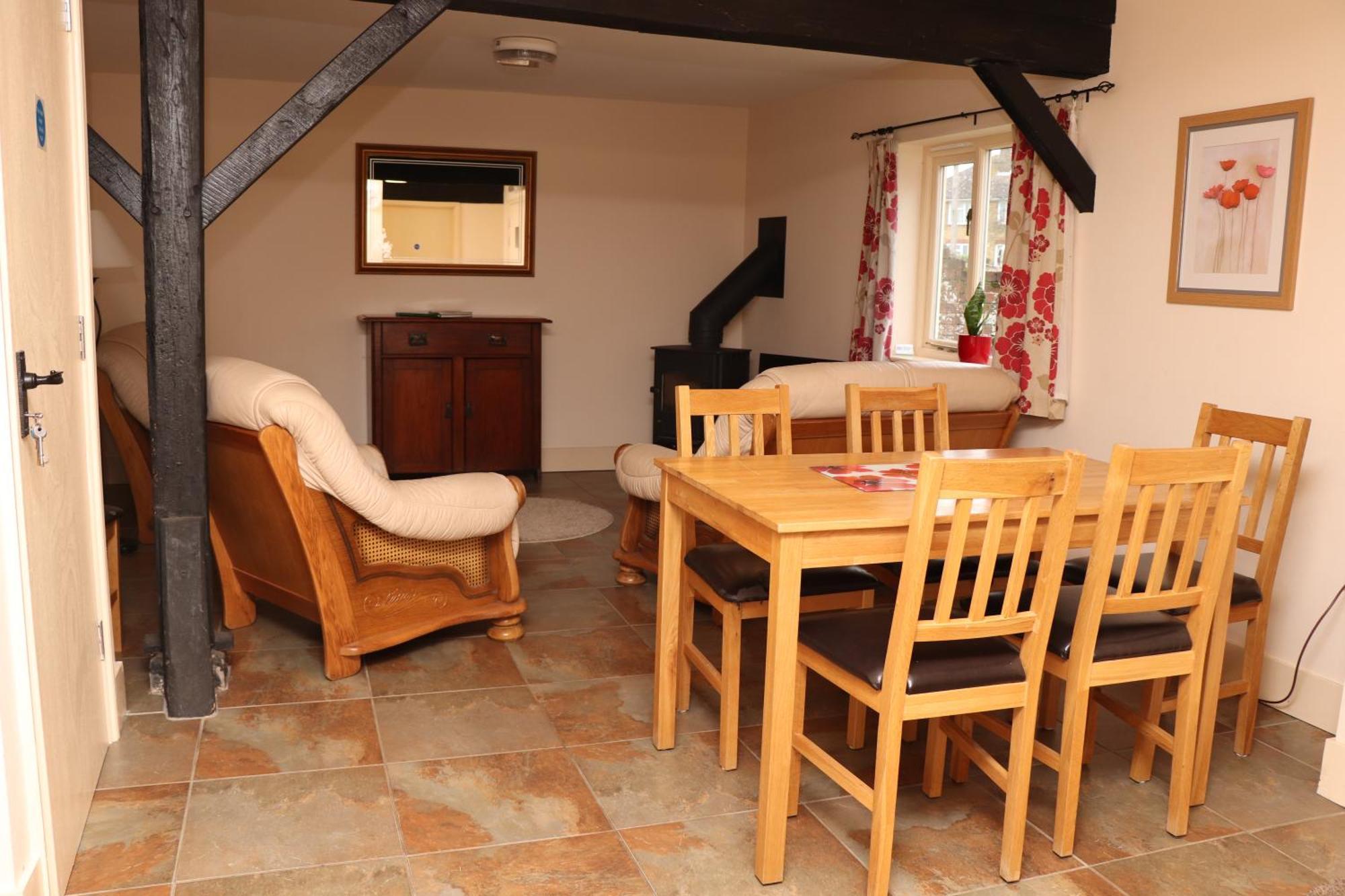 Palace Farm Courtyard And Granary Rooms Doddington  Kültér fotó